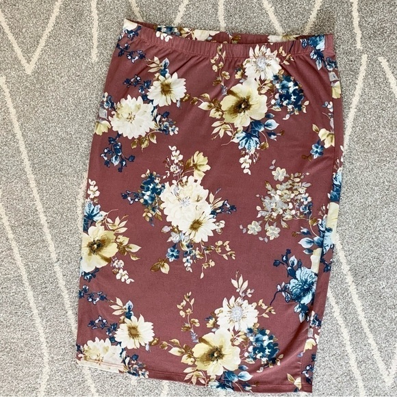 Acting Pro Mauve Pink Floral Stretch Pull on Pencil Skirt - Picture 1 of 5
